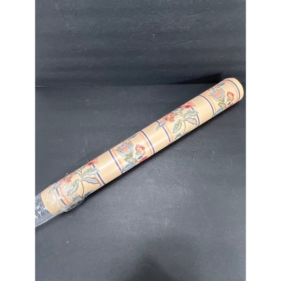 Vintage Prepasted Strippable Double Roll C&A Wallcoverings Inc. Shabby Chic Pink - Picture 7 of 9